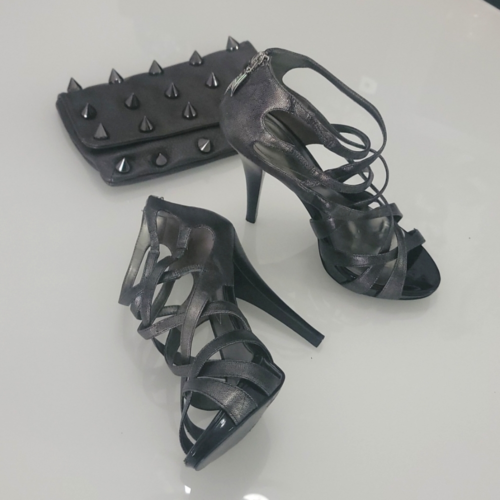 Guess gunmetal zip up heels